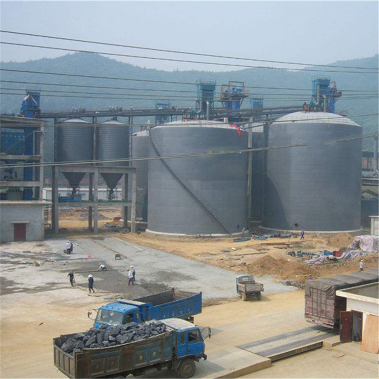喀什水泥钢板仓2座3000吨青岛项目进入施工